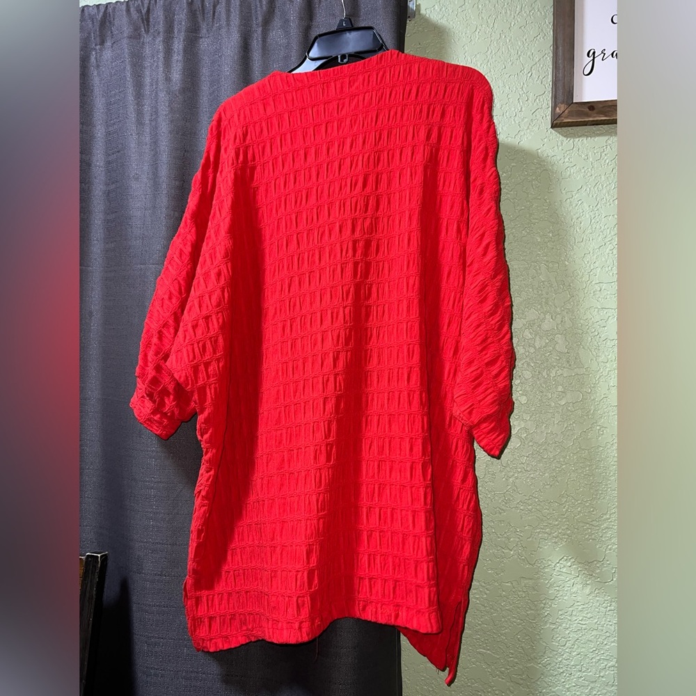 Zadie B’s Wrenly oversized Vibrant Red Textured Button-Up Jacket Top - Picture 5 of 6
